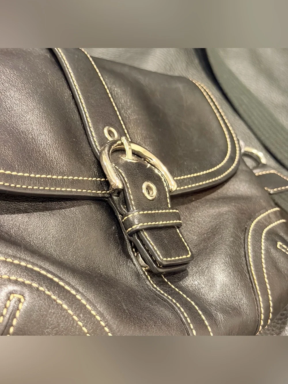 Vintage Coach Soho Black Leather Crossbody With Front Flap Y2K